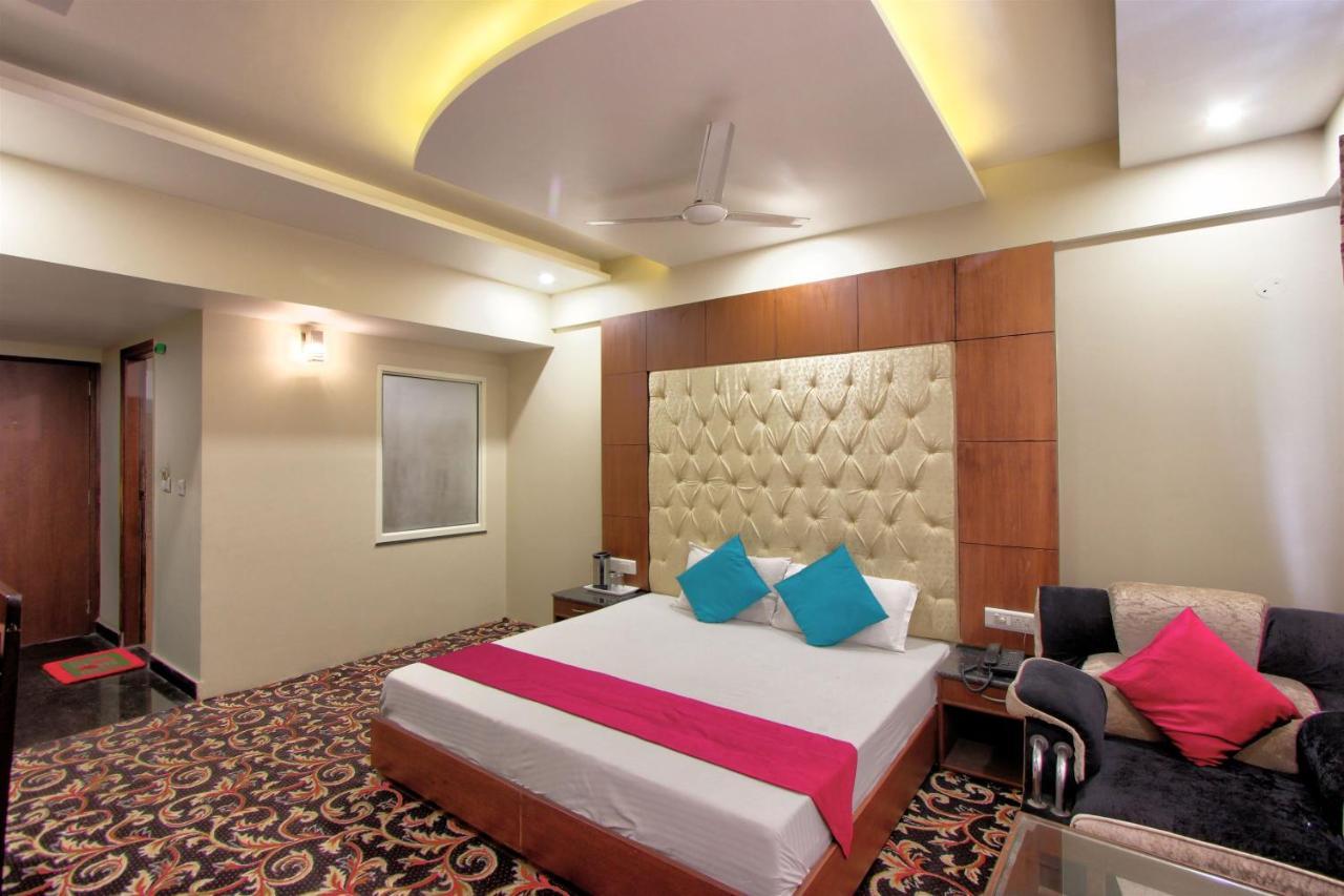 Hotel Neelam Manali  Exterior photo